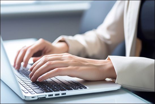 ウェブサイトを公開しました